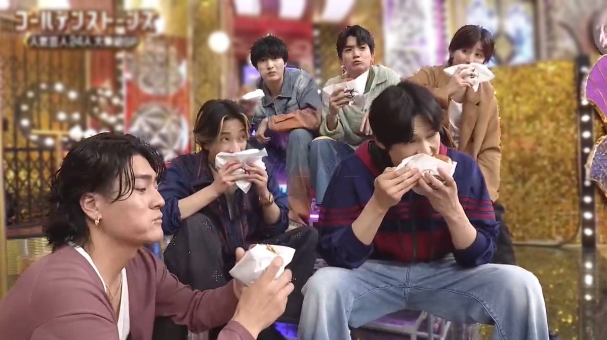 tig_kn_'s tweet photo. すぐにメンバーで集まっちゃうSixTONES㌠、
成人男性6人組とは思えない愛おしさ💎6️⃣⭐️💘 https://t.co/CtbJCKVgbW