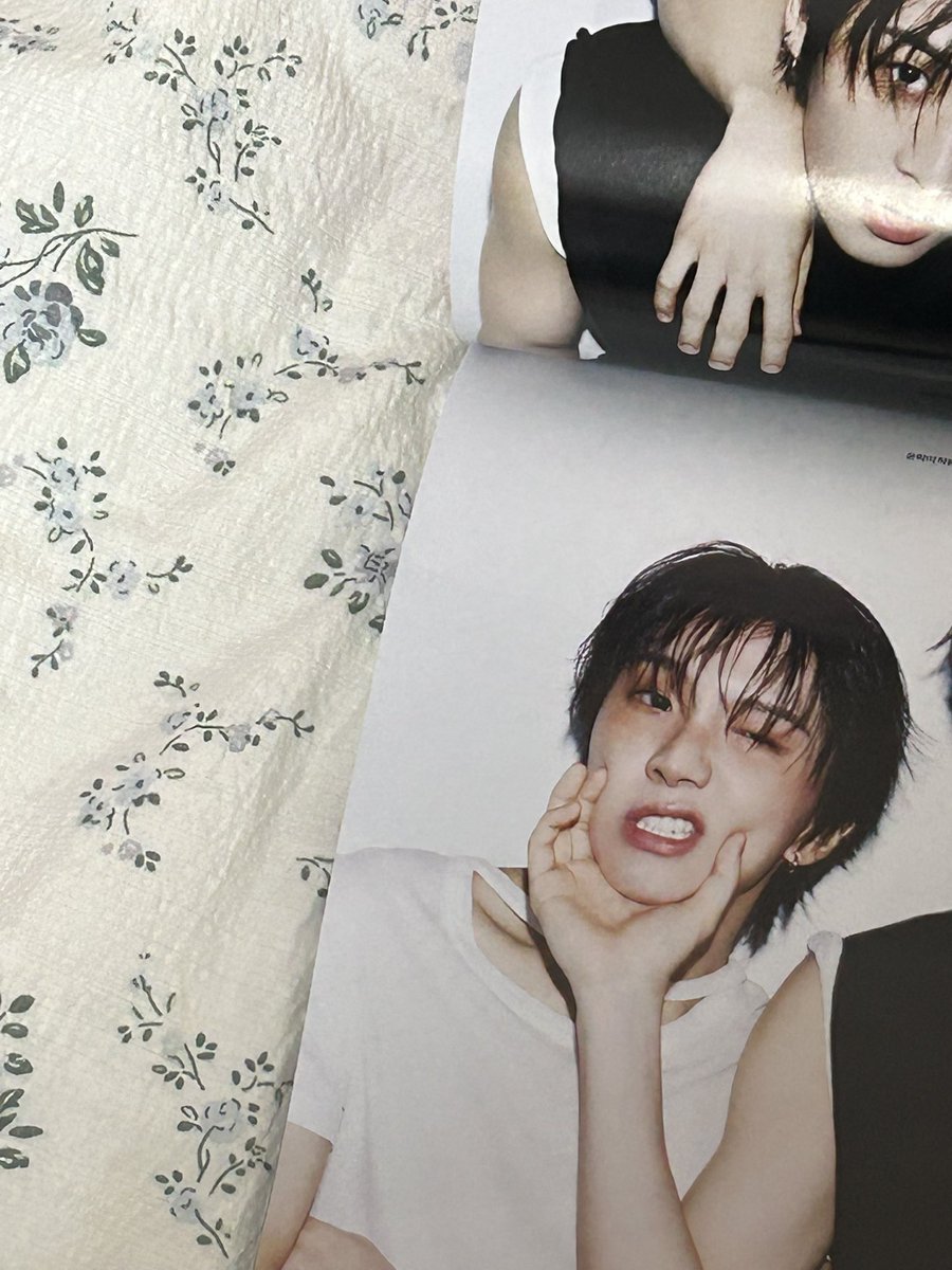 포운 tweet media