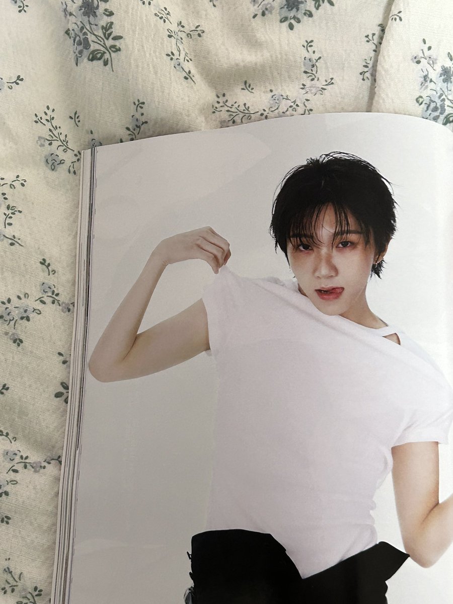 포운 tweet media