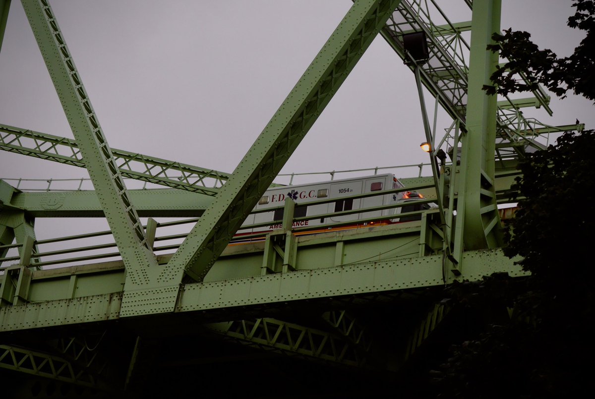 SebberTheGeek's tweet photo. Some shots I got of the #thebatman filming last night!

Couldn’t stay long and probably should have went to the other side of the bridge, but was still really fun to watch!

#batman #thebatmanpart2 #film https://t.co/lahzv5CMd9