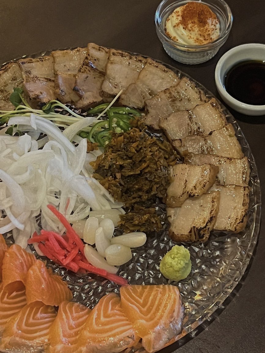 uoochive's tweet photo. 사랑아 군자해 .. 🫢🫢🤍 https://t.co/xT356TVQkJ