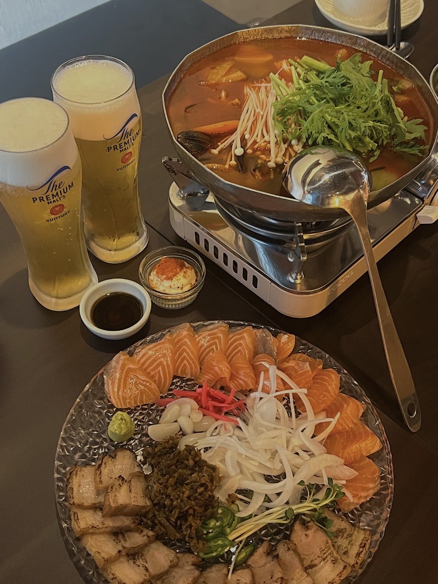 uoochive's tweet photo. 사랑아 군자해 .. 🫢🫢🤍 https://t.co/xT356TVQkJ