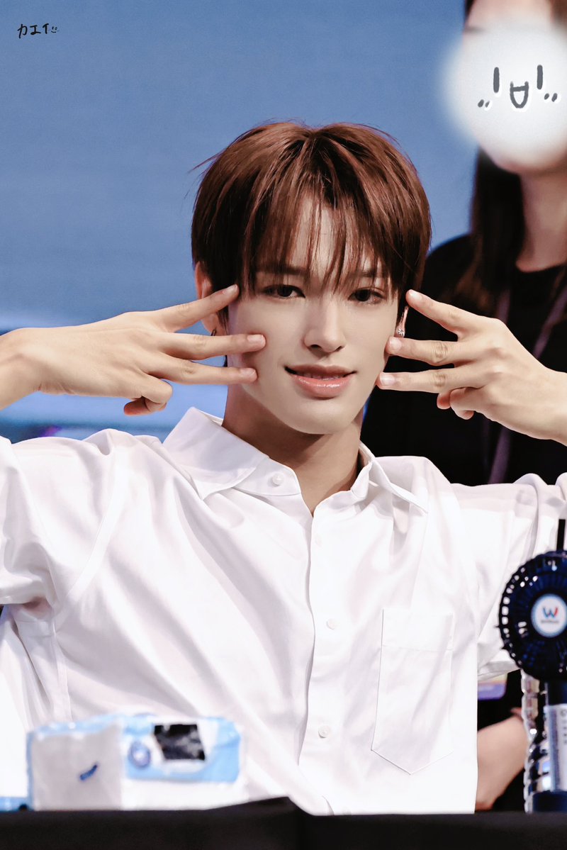KaeiiiG's tweet photo. 260726 TAIPEI FANSIGN

#NEXZ #セイタ #SEITA 
#세이타 #넥스지 #ネクスジ https://t.co/TuCUYwlG3F