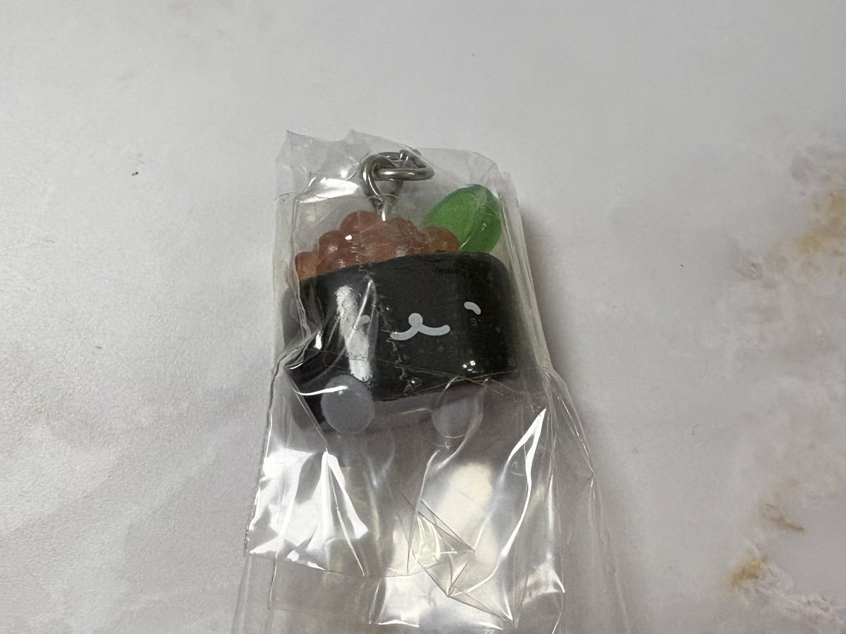 sm_v97's tweet photo. 【交換】おしゅしだよ めじるしアクセサリー

譲：いくら
求：おしゅし（まぐろ）

新宿にて手渡し交換できる方を募集しております
検索からでもお気軽にお声がけください🙇‍♀️ https://t.co/fodwLlfoO5