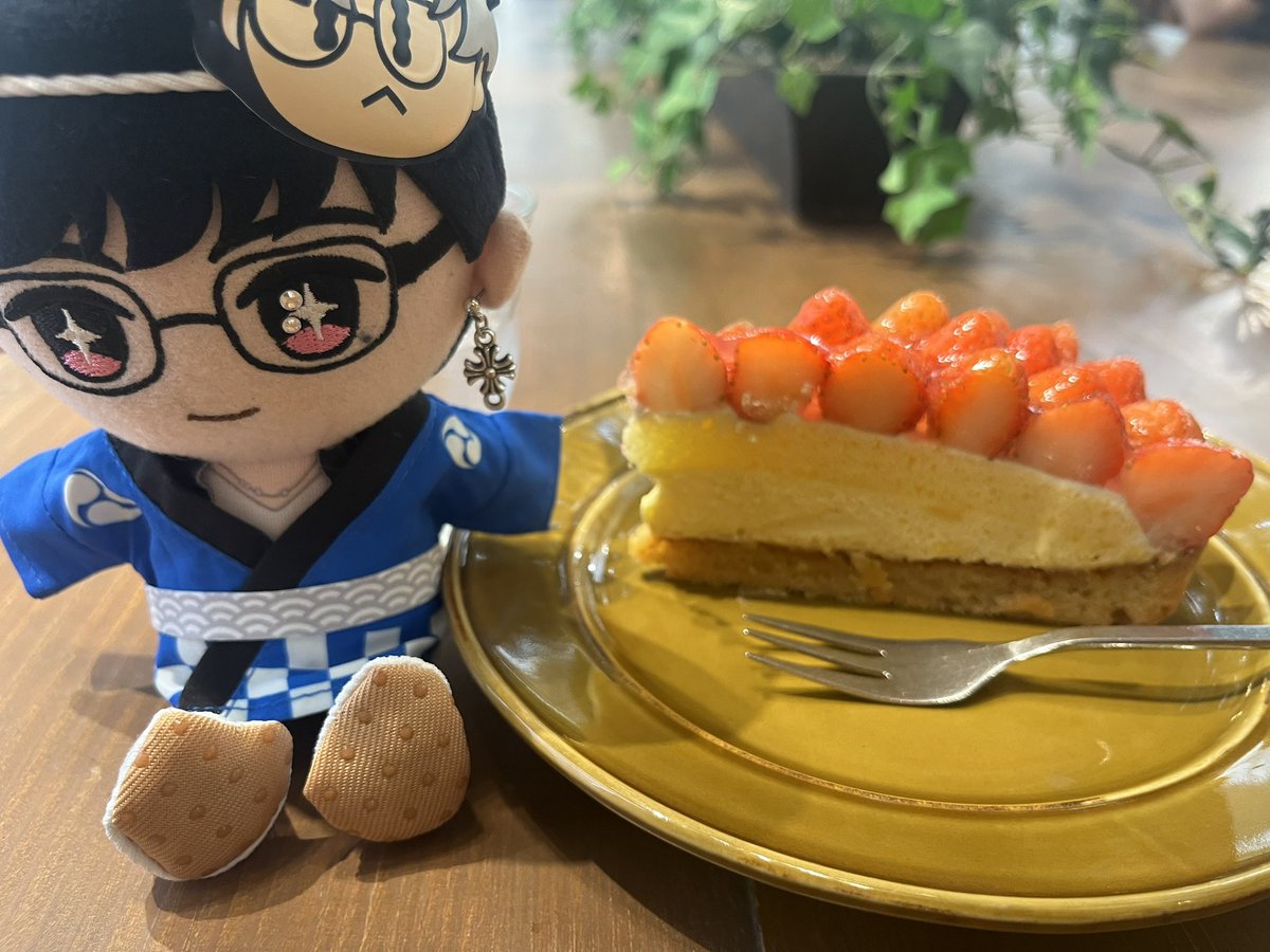 mappyhappymappy's tweet photo. タルトあんまり好きじゃないけどここの美味しい🍓 https://t.co/tR4HLNRwZT
