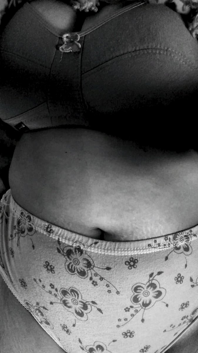 Teja_183's tweet photo. Sorry Helath koncham baledu anduke ravatle 😟🥺 
#Telugu #Reveal #TeluguGirl
#Desiindian
#indianGirl
#Adult 
#TeluguAndalu #తెలుగు #అందాలు 
#సెక్సీ ఫిగర్ https://t.co/j7CPLzg7ZO