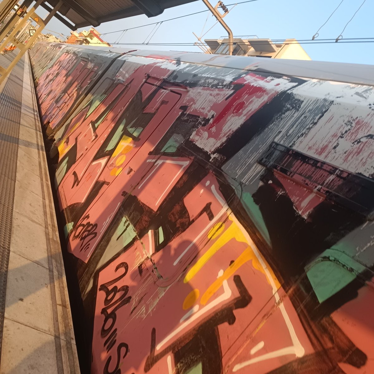 catalaMaulet's tweet photo. Això és un @rodalies 🫣🫨🤔🧐🥺🙄😮‍💨😤 https://t.co/FapGKS9BJr