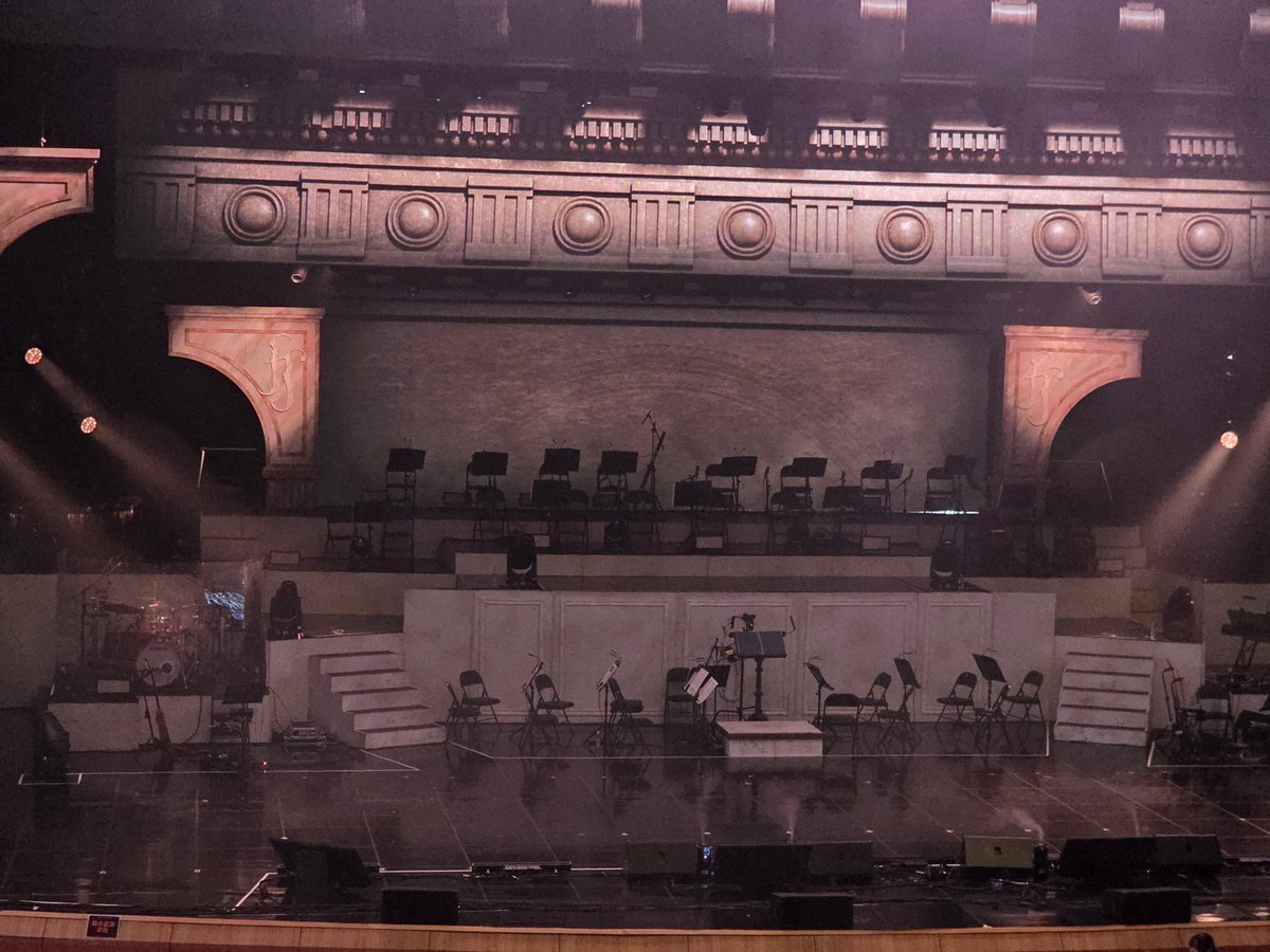 ffore_luna89's tweet photo. 260726 THE LEGACY: SYMPHONY 앵콜
📍경희대 평화의전당 

2층 D구역 3열 https://t.co/qAHqZh85sY