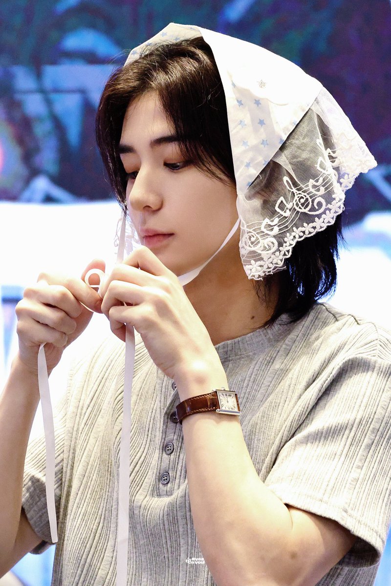 ringring__1022's tweet photo. 아니 이한이 ㅈㄴ 예뻐 https://t.co/UKsz5XLWCL