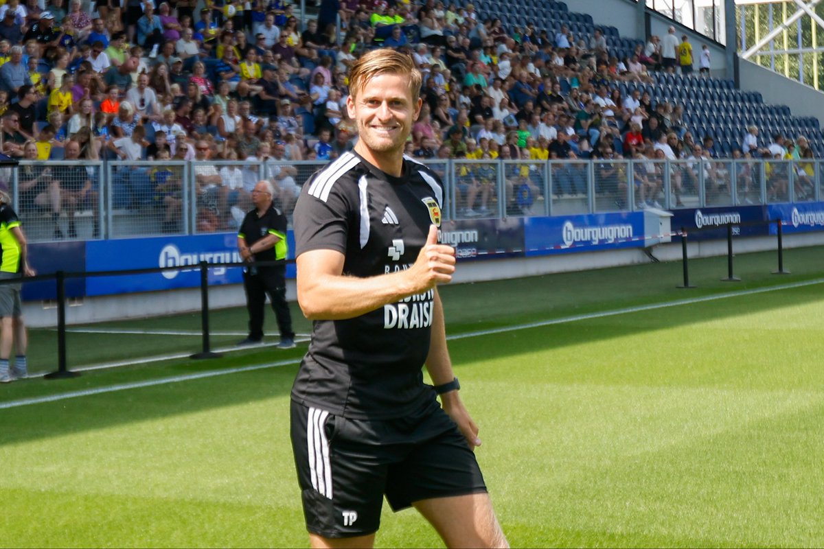 TimoPlattel's tweet photo. Open Dag 2026/2027 ⚽️✒️ https://t.co/ogYIHcRtu6
