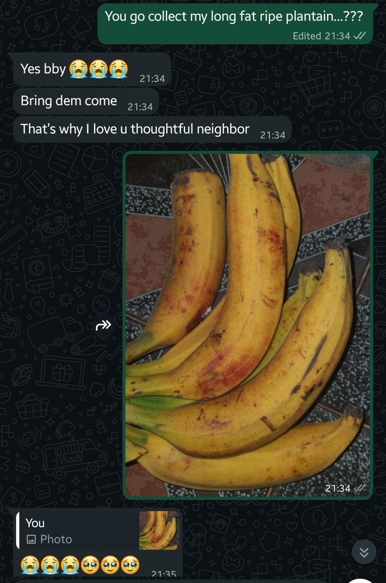 KizoAgro_LS's tweet photo. I genuinely gave her Ripe plantains that I brought from home and she appreciated it...

Happy Sunday Folks.😄 https://t.co/kjwtKYWIY7