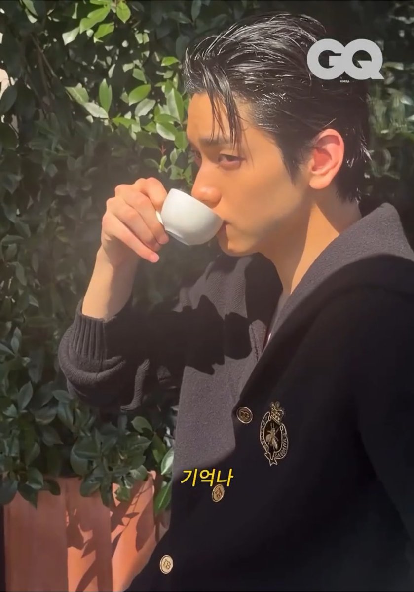 twelve05cm's tweet photo. these scream old money so much i feel crazyyy https://t.co/xWwCpyM6S2