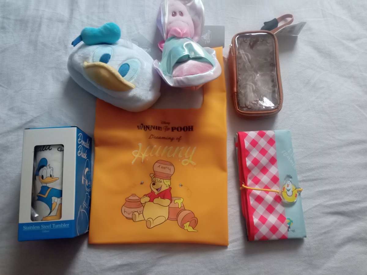 Ray__ry's tweet photo. ディズニーストア　ディズニー　夏祭り　くじ　交換

(譲)ツムツム　ドナルド２個
　　ダンボバック
　　ミニーお弁当ケース
　　ドナルドタンブラー
　　その他写真参照

(求) ズートピア 
　　マリーちゃんチップとデール
　　プーさんベイマックス

　　なんでも検討します！

札幌手渡し交換 https://t.co/WJjRtM7hmy