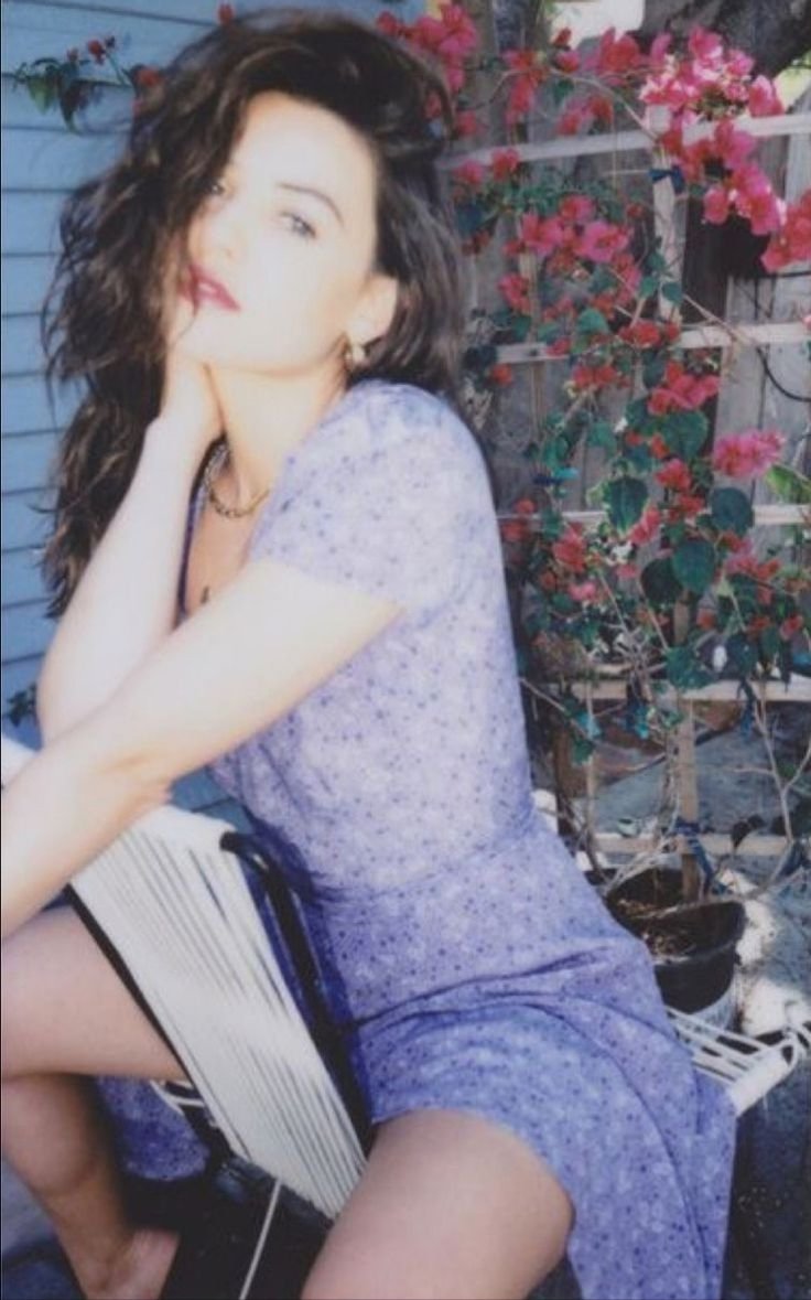 xaftertherain's tweet photo. # 𝐬𝐞𝐝𝐮𝐜𝐭𝐢𝐯𝐞 𝐬𝐮𝐧𝐝𝐚𝐲. https://t.co/X1yj6E3hhO