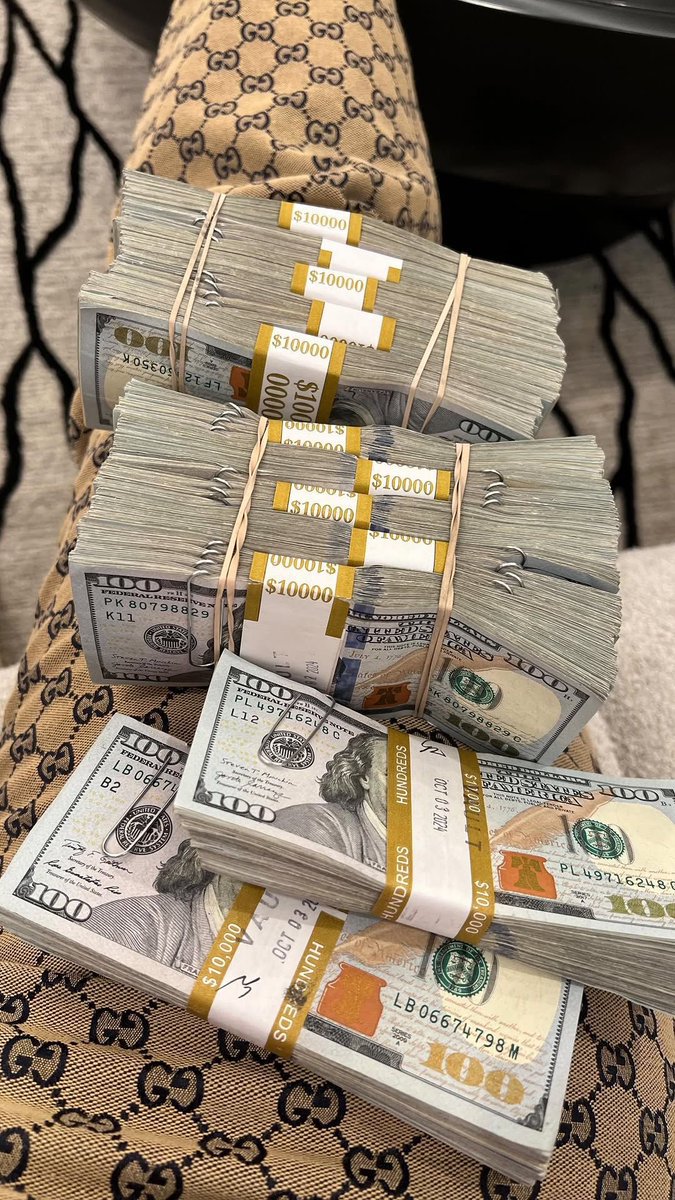 GoldD93473's tweet photo. I will be the first multi-millionaire in my family. ✨ https://t.co/N0I8giWM7r