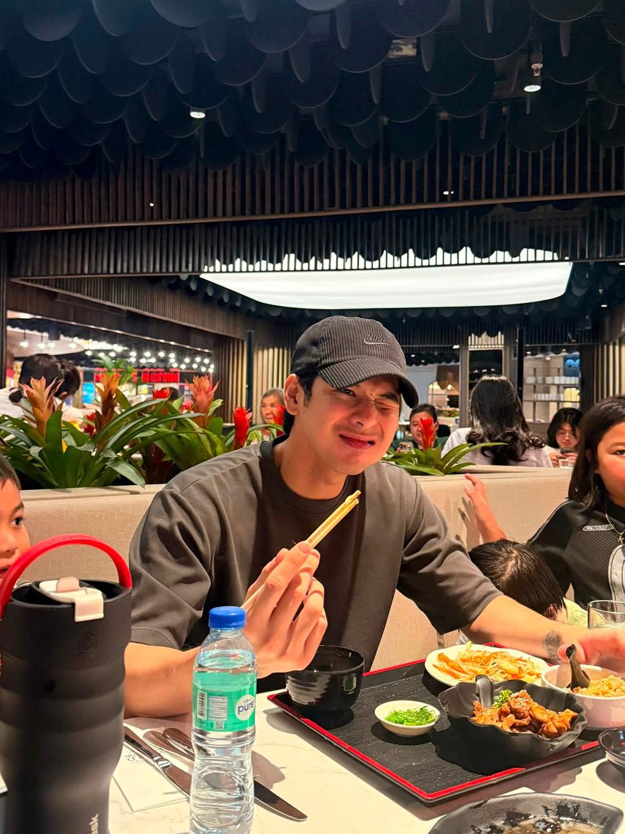 wilbertrosss's tweet photo. NA PARA BANG DI MAGRORODEO MAMAYA https://t.co/UwTlISWuEl