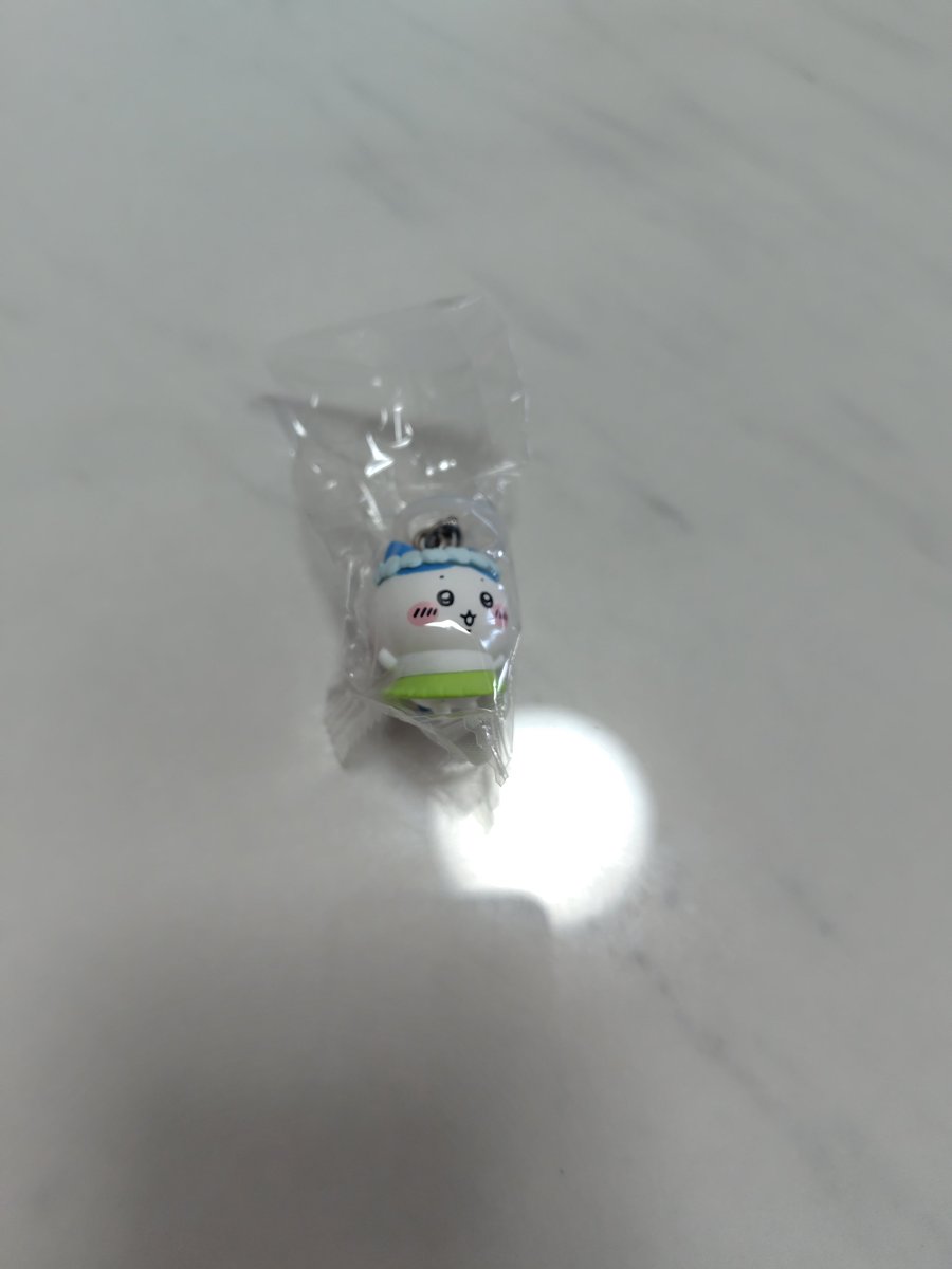 shaku519's tweet photo. 【交換】ちいかわ　映画　入場特典

【譲】ハチワレ

【求】くりまんじゅう

池袋での手渡し希望です。
よろしくお願いします。 https://t.co/vuo9KqPATV