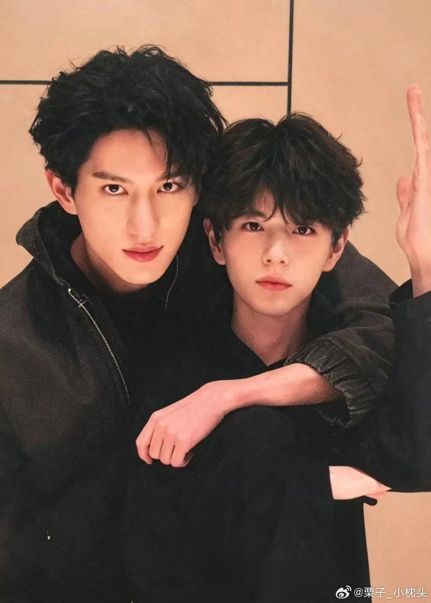 Sooya1416's tweet photo. So excited to celebrate this unforgettable milestone with Ayden Sng and Elio Lv Sitong in Bangkok. Let’s make beautiful memories together!

GROW AS WE GO WITH AYLIO 🔥🔥🔥🔥

#AylioGrowAsWeGo
#ZhengTong1stFMinThaiLand https://t.co/6BVnhgs4j0