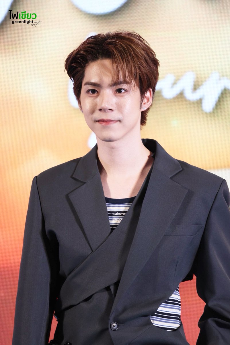 ไฟเขียว greenlight-ent. tweet media