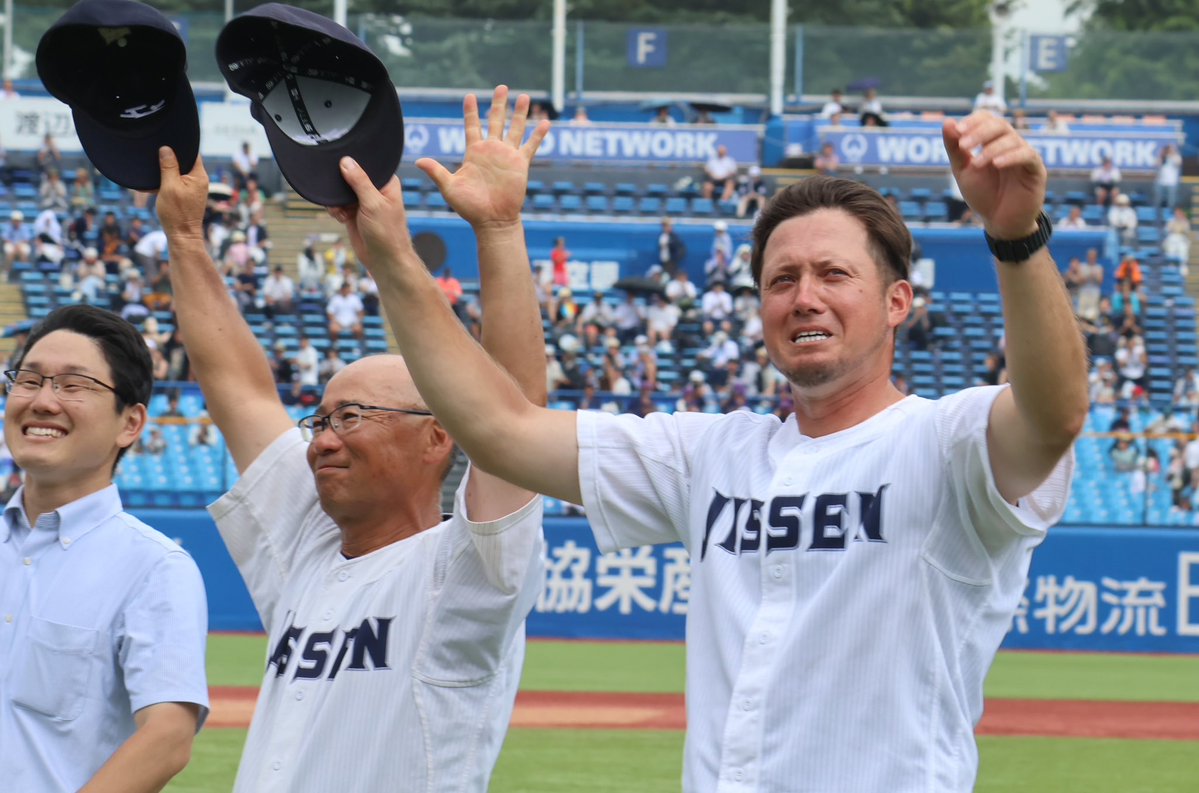you_the_ballad's tweet photo. ㊗️甲子園初出場！ #八王子実践 河本ロバート監督（現役時代の登録名は主にロバート・ブース）の記事を書きました！
たくさん失敗しても諦めずに挑戦を続けてきたロバートさんだからこその指導方針が、選手たちを大舞台でも堂々とプレーさせたと思います。ぜひ多くの人に読んでいただきたいです。

【高校野球】元”メジャー挑戦”の異色監督が、専用グラウンドも特待生制度もない八王子実践を初の甲子園へ導けた理由 https://t.co/IcSyR1gwdP
#高校野球