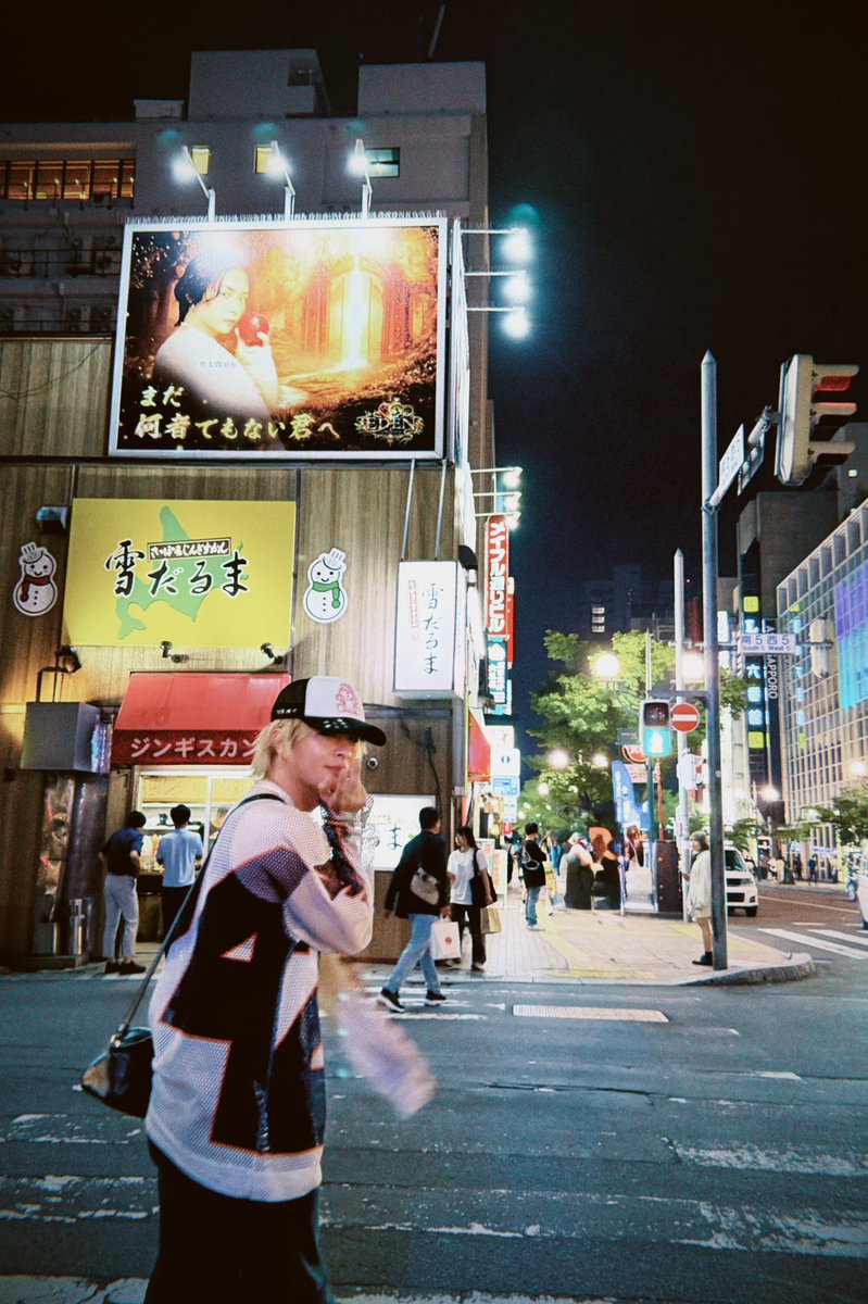 Oyu_Toshiki0804's tweet photo. まだ何者でもない大湯ですが、

僕のこと知らない人にはよくホストやってるんですか？って言われます🙄 https://t.co/vIOHc97KEY