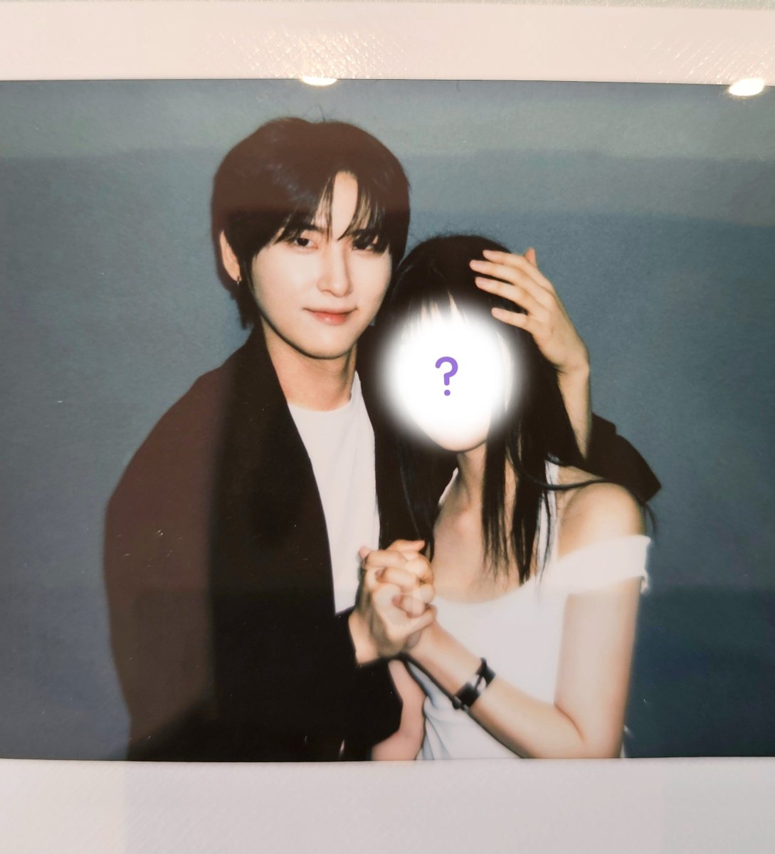 CreamBbang_1016's tweet photo. 뭐말하려고했었지갑자기머리속하얘짐 
(゜-゜) https://t.co/fE23yM00Fn