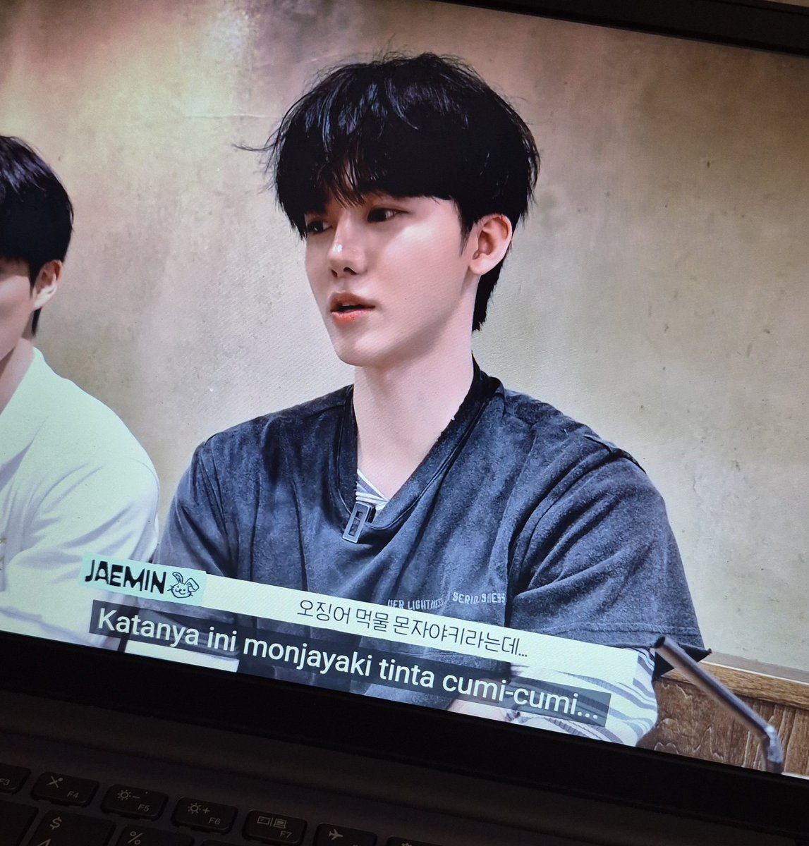 prttyjinniee's tweet photo. baruu sempet nonton, tiap nana komunikasi pake bahasa jepang, trs ngetranslate ke jeno TERHARUUU BGTTT gwahhh 🥺🥺 prouuud bgttt naa🩷🩷🩷 https://t.co/a2h83kHKF6