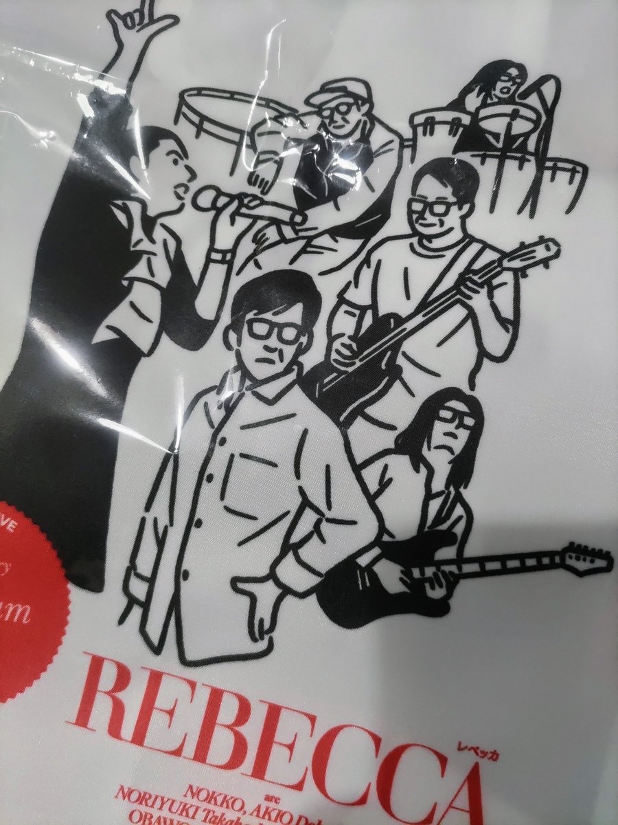 sasa0424's tweet photo. 本日最後の砦、REBECCAツアー、地元ライブの一般発売がありました。

撃沈でした。

悲しすぎる。

通算５回の落選。

横浜、武道館、恵比寿と３回観れたからいいか！と、泣きながら自分に言い聞かせてます😭

もう今年のツアーはチャンス無いかもな。

お疲れ様でした。 https://t.co/yIY1APU0fX