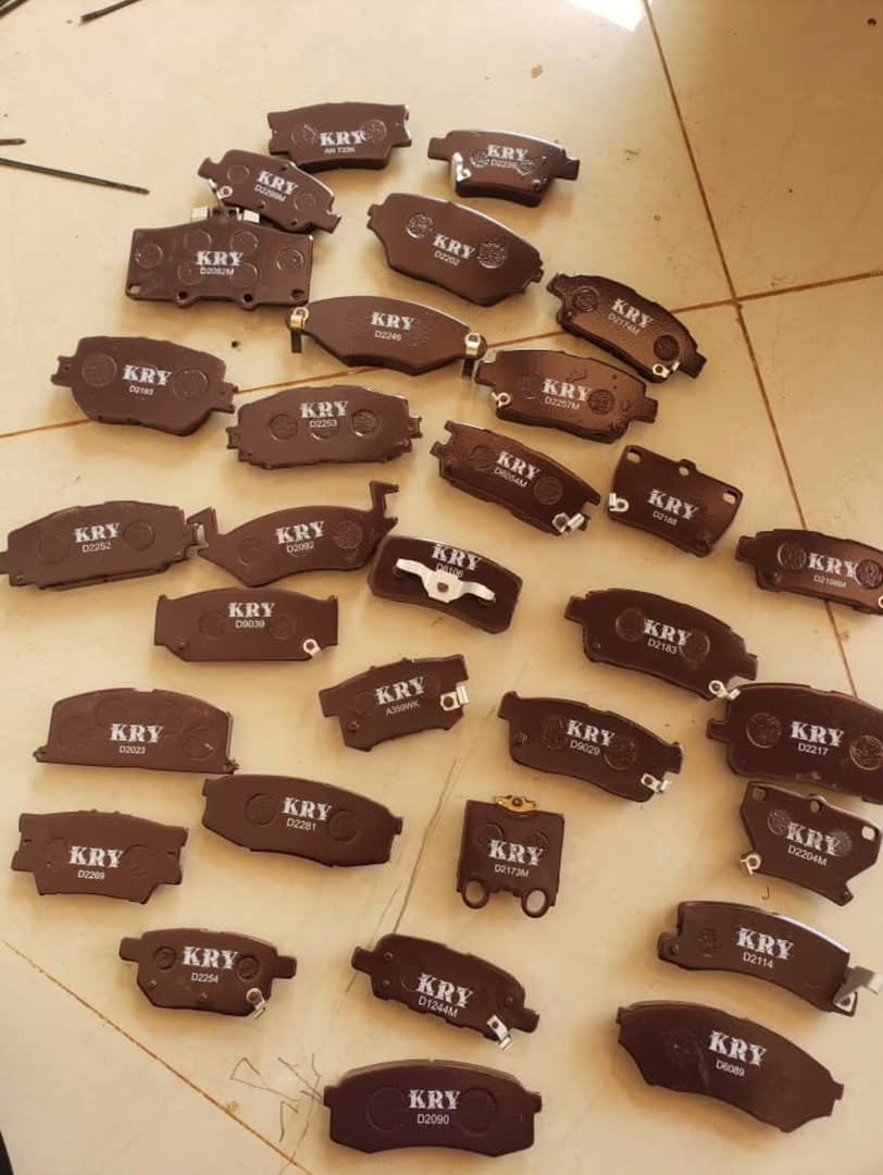 Turyasingu3045's tweet photo. KRY Auto parts kampala Nabugabo 
Available in stock 0744846832 https://t.co/i6o2JilgEh