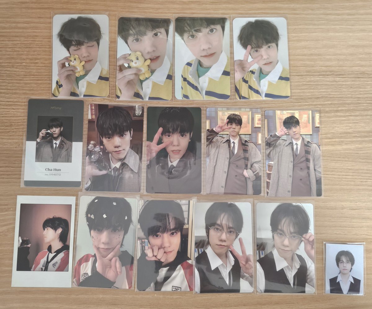 askmycat__'s tweet photo. 엔피아 2-5기 차훈 포카ᰔᩚ https://t.co/VDhQ2UrnE6