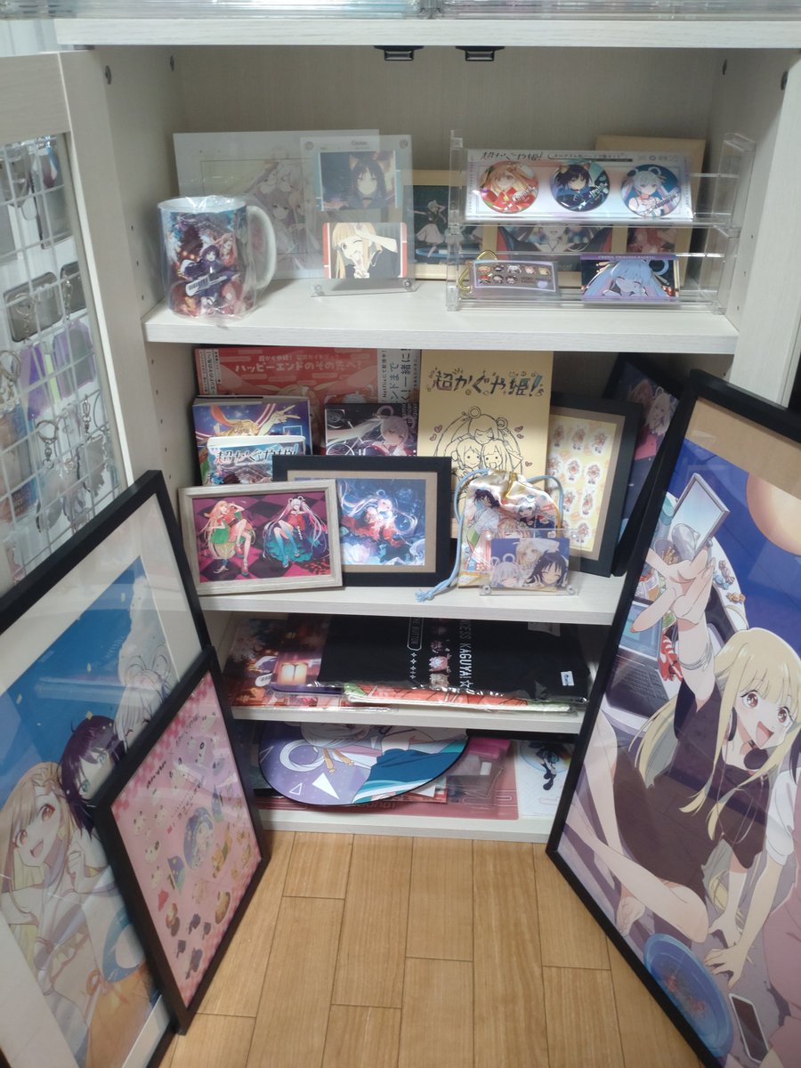 noin1005's tweet photo. @Kaguya_Reply 写真撮るの下手＆グッズもそんなに無いがこんな感じです https://t.co/qvnM6dtdie