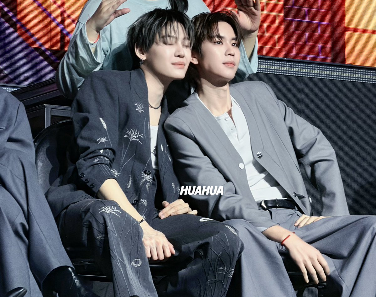 HHua07's tweet photo. 💤👨🏻‍❤️‍💋‍👨🏻
@bb0un @Prem_space

EMBPFK FEEL THE FUN TOGETHER
#BounPrem 
#bb0un #prem_space
#FFFPartyConcert2026D2 https://t.co/2s4kFpdqGW