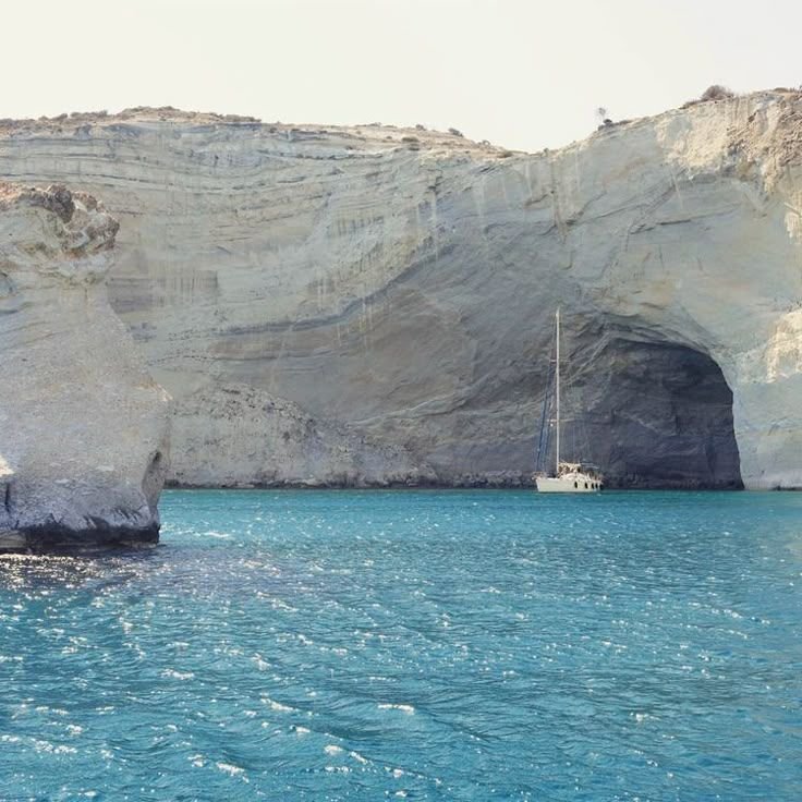 onllycutestuff's tweet photo. mykonos coast, greece 🇬🇷 https://t.co/fAgB6cb0rv