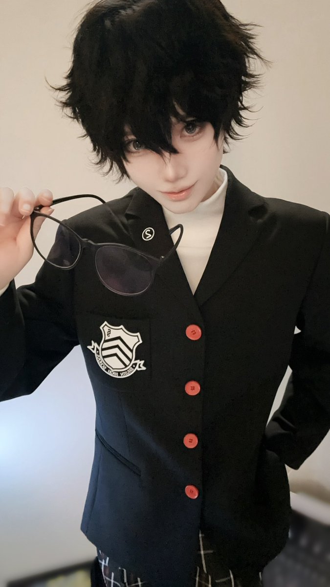 kilaring's tweet photo. 뭘 하며 보낼까?

#Persona5 https://t.co/kO5EDBw3F3