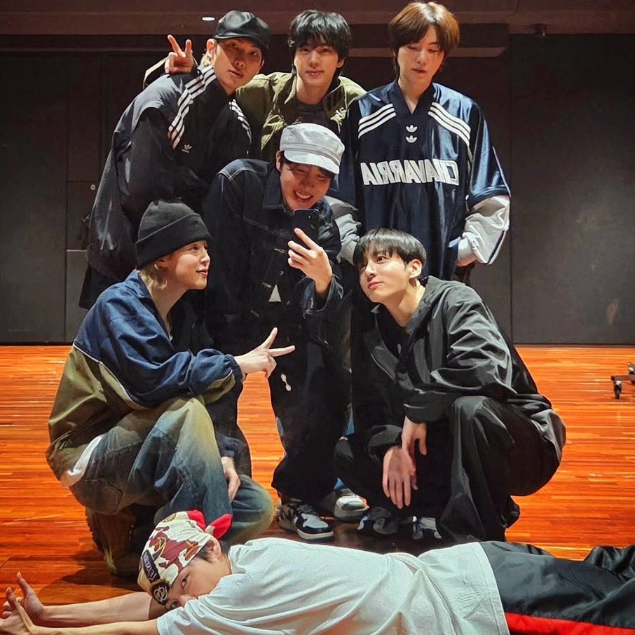 BTS Daily⁷ tweet media