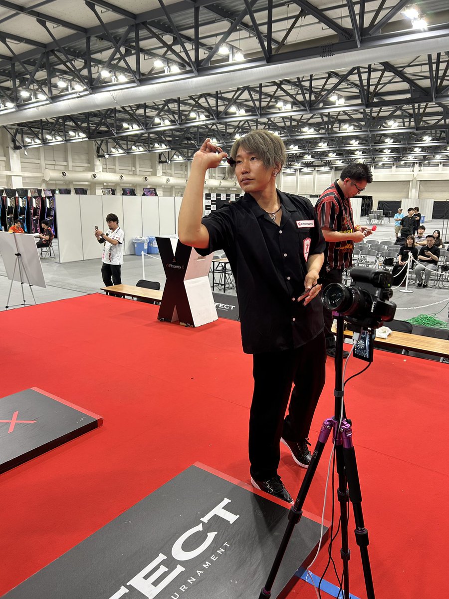 prodarts's tweet photo. 🔥チャレンジトーナメント🔥

男子決勝戦がスタートします！
武井 駿プロ vs 丸山 知也プロ

試合はクライマックスへ！

#チャレンジトーナメント
#ダーツ
#PERFECT2026
#パーフェクト https://t.co/h9sORJivgT
