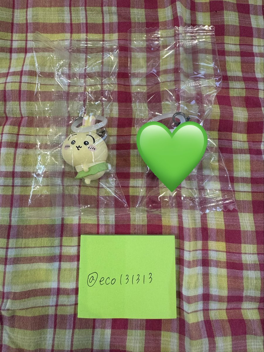 eco131313's tweet photo. 【交換】ちいかわ　映画　めじるしチャーム　チャームミニフィギュア

譲：うさぎ
求：ちいかわ

郵送希望
検索からもお気軽にお声がけください https://t.co/xuhQvqcud0