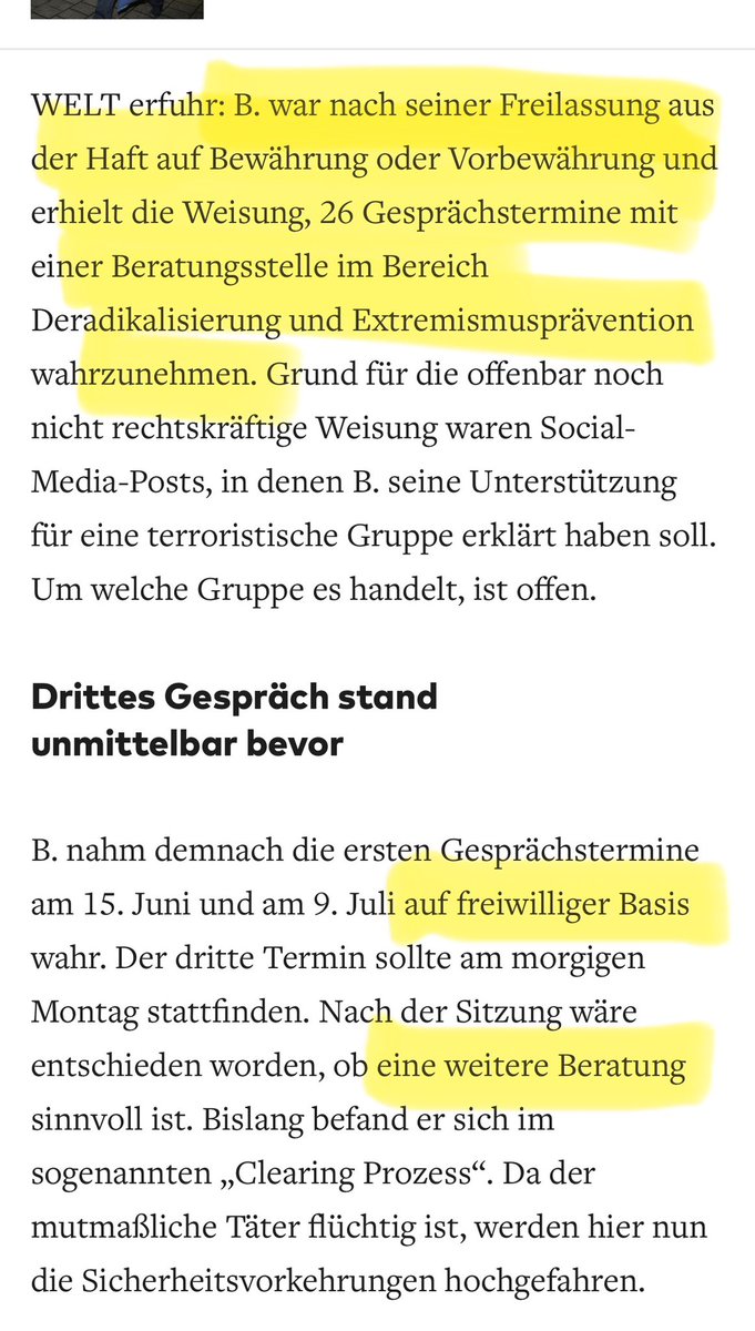 EichholtzAlex's tweet photo. Ich fasse mal zusammen: Ein verurteilter radikaler Krimineller wird auf Bewährung freigelassen und bekommt dann Gesprächsangebote auf freiwilliger Basis, um ihn zu deradikalisieren, weil er Instagram- bzw. Social-Media-Posts tätigte, in denen er Terrorismus verherrlicht. Und diese Gespräche finden dann irgendwie in irgendeiner von einer NGO betriebenen Soziologen-Beratungseinrichtung statt. Entschuldigt mal bitte: sind die alle völlig mit dem Klammerbeutel gepudert? Was sind denn das für Leute, die so etwas für eine Maßnahme halten?