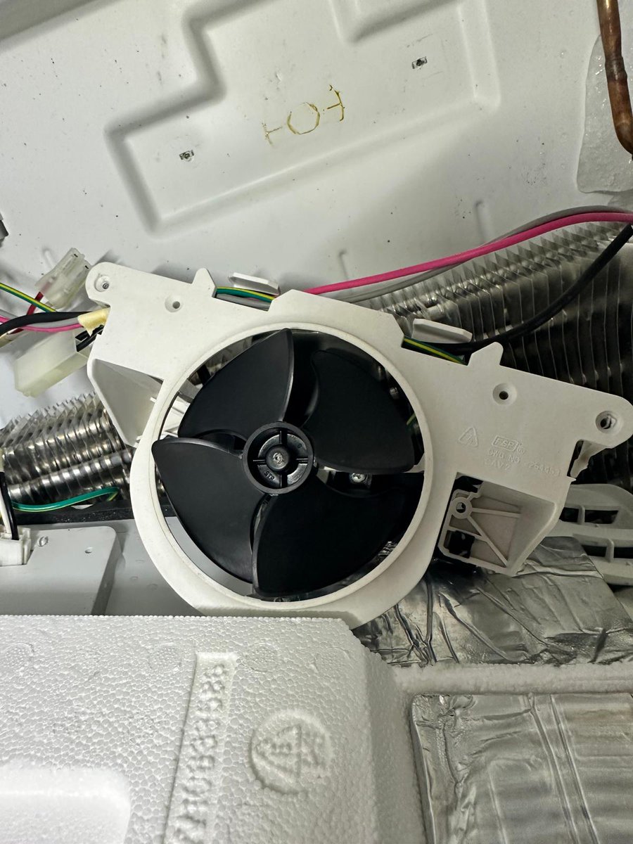 ACitywide's tweet photo. ❄️ Fridge Evaporator Fan Motor Replacement Completed in Toronto
We repair all major refrigerator brands using quality replacement parts and professional diagnostic equipment.
📞  416-436-3182
🌐 https://t.co/ConUHbK07w

#FridgeRepair #Toronto #ApplianceRepair #EvaporatorFan https://t.co/QraIFPuDhW