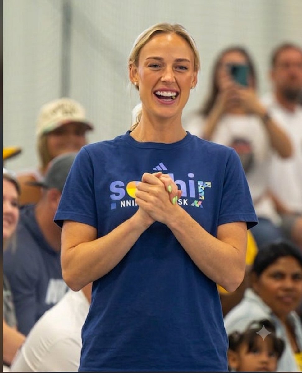 StacieGerbyo's tweet photo. CRITICS ARE DEMANDING SOPHIE CUNNINGHAM APOLOGIZE FOR STANDING UP FOR WOMEN'S SPORTS. SHE REFUSED.

DO YOU STAND WITH SOPHIE? https://t.co/6vtDBEevEg