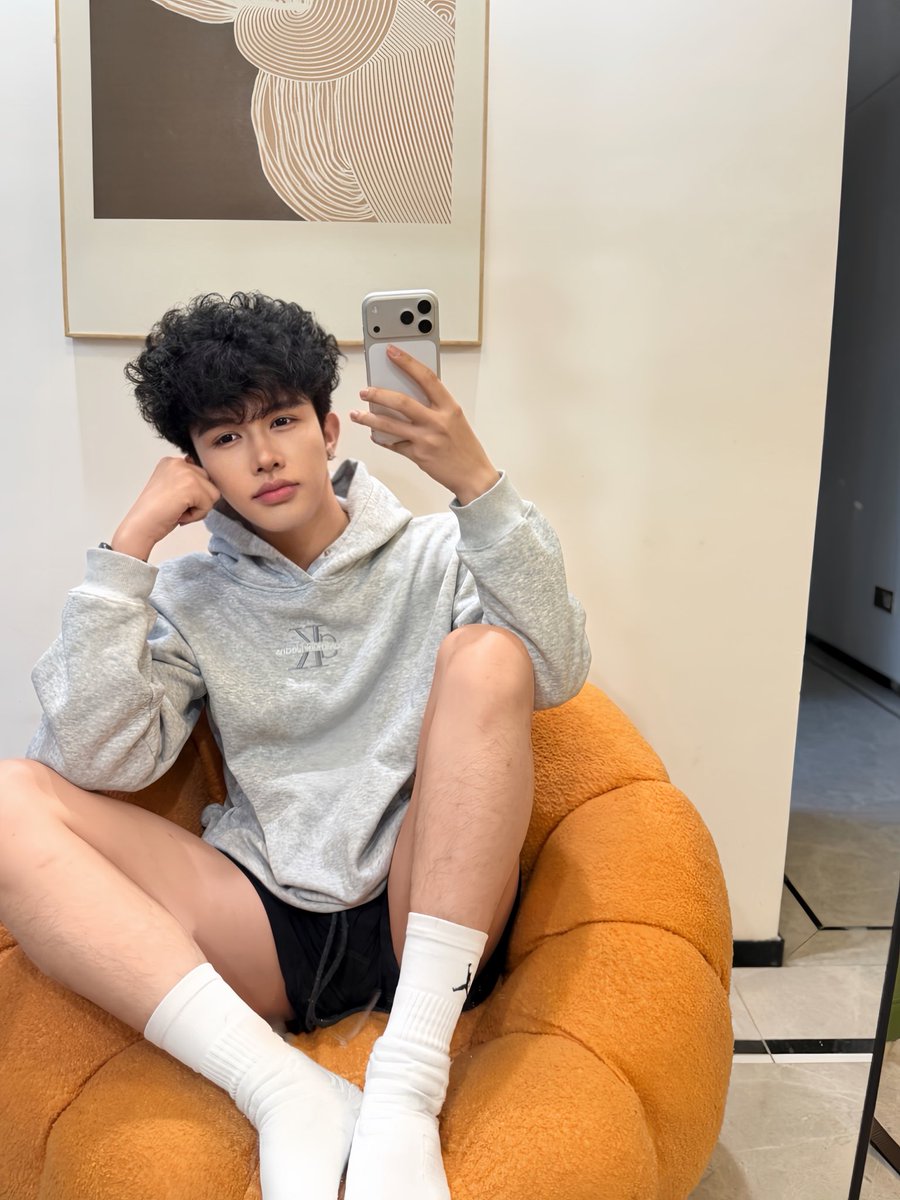 fgqccu's tweet photo. 狗儿子在哪里 https://t.co/xQKiUGQHwy