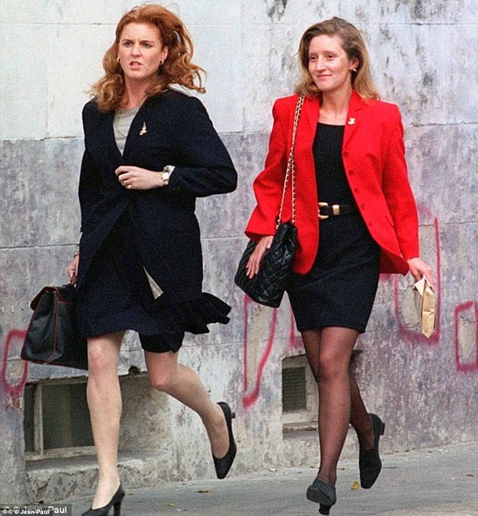M_Steeples's tweet photo. Sarah Ferguson’s “Factum egregium” moment. Life could turn swell for old Fergaaaaaaay yet. A grifter has to grift and she’s clearly garnering herself yet more ill-gotten gains… And then she’ll blow the bloody lot. https://t.co/dTgbaCYVeB #SarahFerguson #DuchessOfYork #Filth #Scum