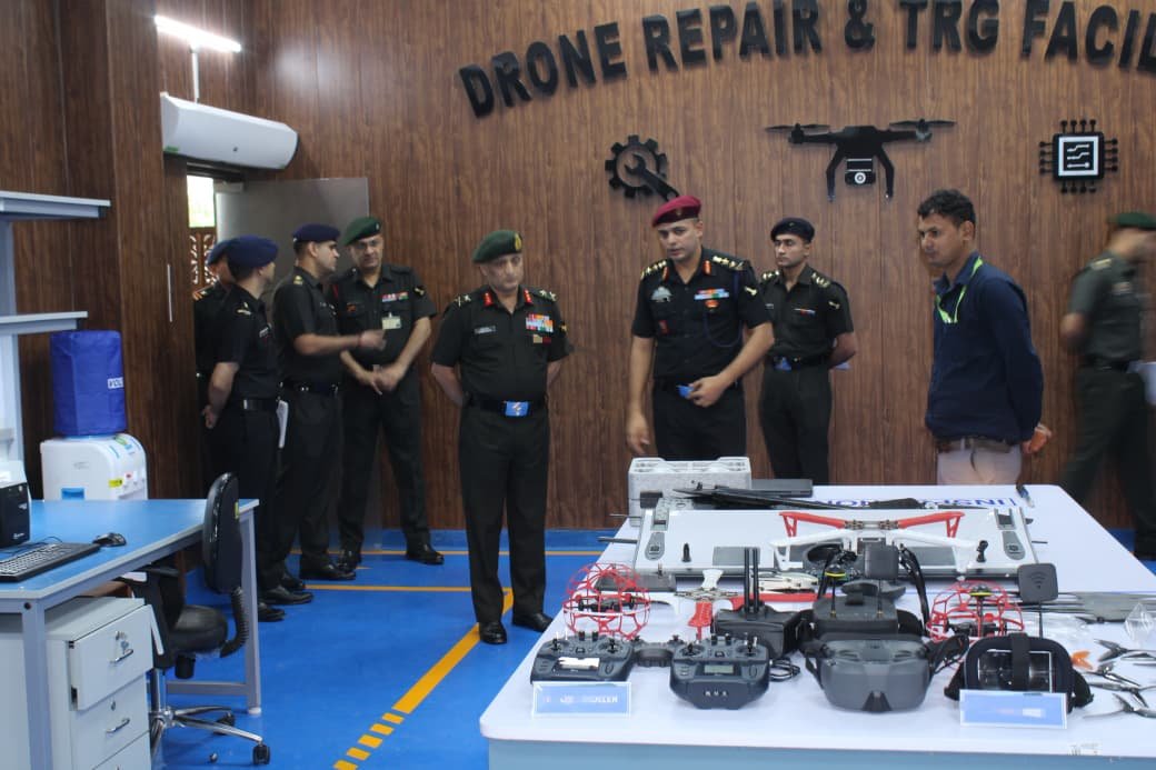 UBArea_IA's tweet photo. 🇮🇳⚙️ DRONE POWER. BATTLE READY. ALWAYS. ⚔️

Every battle is won long before the first shot is fired. ⚙️🇮🇳
At #GoldenKeyEagles, innovation is becoming combat power. Maj Gen Amaresh Gunjan, SM, VSM, GOC #GoldenKeyDivision reviewed operational readiness and lauded the cutting-edge Drone Repair & Training Facility, advanced software solutions and mission-critical repair capabilities that keep every system battle-ready.
Self-reliance isn't a slogan—it's a force multiplier. Every repaired drone. Every restored system. Every mission secured.
Ready. Resilient. Relentless. 🇮🇳⚔️
#IndianArmy #SuryaCommand #GoldenKeyDivision #GoldenKeyEagles #DroneRepair #MilitaryInnovation #CombatReady #AlwaysOperational #MissionReady #AtmanirbharBharat #OperationalExcellence #भारतीयसेना #सूर्यकमांड #आत्मनिर्भरभारत
@adgpi @panchshulpulse @PRODefDehradun @suryacommand @IbexRadioTarana @radioibextarana @voiceofspiti @voiceofkinnaur  @ProDefLko @SpokespersonMoD @DefMinIndia