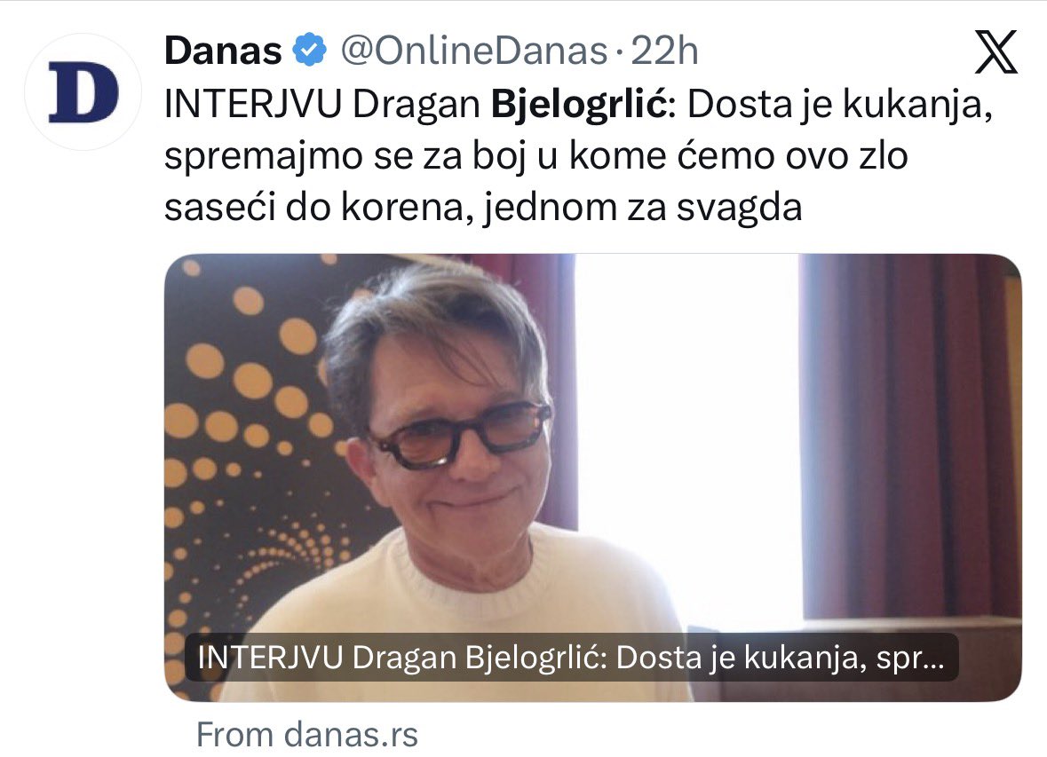 koordinatorX's tweet photo. Evo ga Bjela, javlja se iz Pule.

Iz Hrvatske poziva u boj protiv Srbije!
On da uživa i skuplja lovu, a tuđa deca i mladost da ginu.
E moji blokaderi, mnogo ste glupi! https://t.co/DsF07qpET3