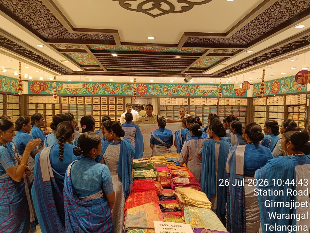 she_teams's tweet photo. Conducted #Awareness Programme at #KASAM WEDDING MALL #STATION ROAD #WARANGAL. In which 70 Members of Staff were participated.We explained the following topics what is #sheteam how it Works,how it is useful for them child abuse,TSafe App,Child helpline No.1098 etc.. https://t.co/XSza7e04xO