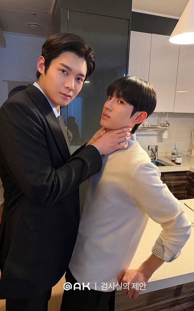 zzx_mei's tweet photo. 비하인드 포토 _ 이커플좀 보래요 https://t.co/3dKcaahZwO