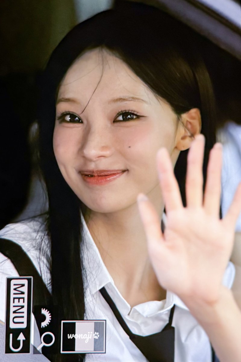 wonaji_525's tweet photo. 260726

LOVE ATTACK 첫 1위 축하해!  🎉

#원이 #리센느 #WONI #RESCENE https://t.co/5ZYB8MyLFE