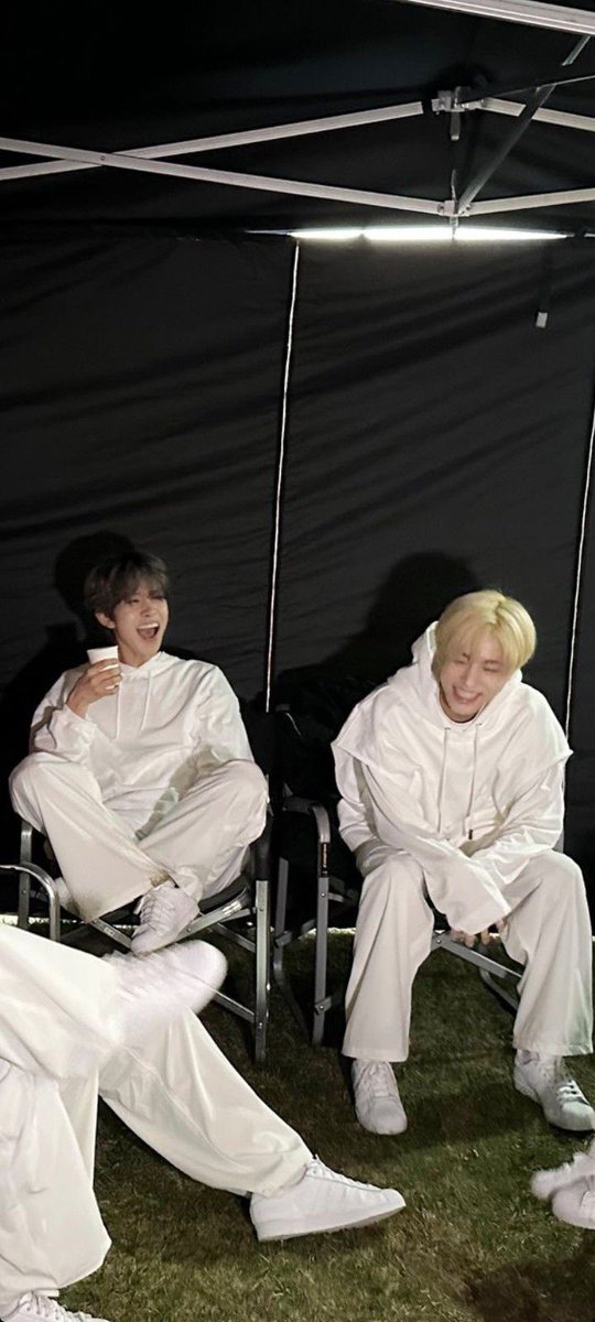 nini_ot7forever's tweet photo. Drop tags for HEEJAKE🥹❤️‍🩹✨

엔진은 공정함을 요구합니다.
#EN_MISTREATMENT_UNacceptable
#BOYCOTT_BELIFT_FOR_OUR_SEVEN https://t.co/p79FFf3Uzd
