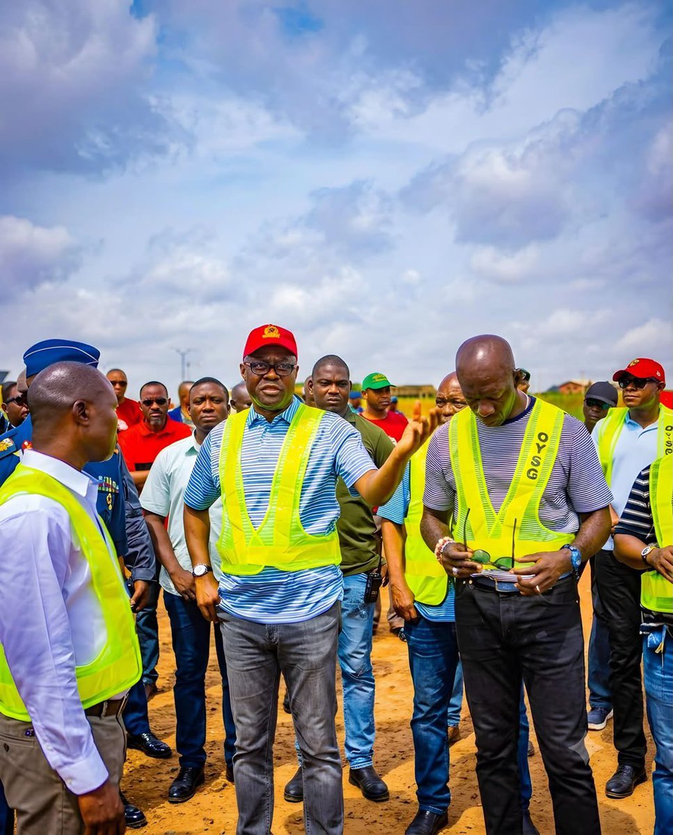 Thepentane_'s tweet photo. Egbọn, Governor Seyi Makinde is not “sidelining” anyone, he’s building a broader, stronger coalition for 2027. And bringing in new members and rewarding them is standard politics, every successful party does it, APC did it too when it was freshly created. 

It is never about Godfatherism. Bimbo Adekanmbi is not some random “outsider.” He is the consensus candidate of the PDP-APM alliance that Makinde deliberately forged to protect the Omituntun legacy, which is the most important thing. Continuity of development is more important than who joined the party first.

I want you to know that Loyal members still have roles and opportunities. The real test is results for Oyo people. Let's Focus on the progress, not the noise. 

Laslas, everybody will align, and I think you should focus more on the dispute happening in your party.