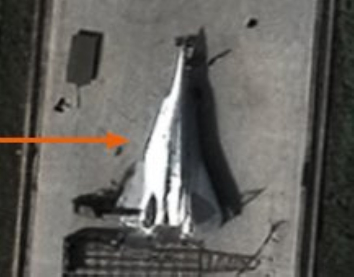 FaySue6's tweet photo. China's SAC is developing a manned strategic supersonic reconnaissance aircraft similar to the Lockheed Martin SR-72. It features double-delta wings and two variable tail fins. It is powered by twin Turbine-Based Combined Cycle (TBCC) engines and has a maximum speed of Mach 4. https://t.co/0dva6SJb8k